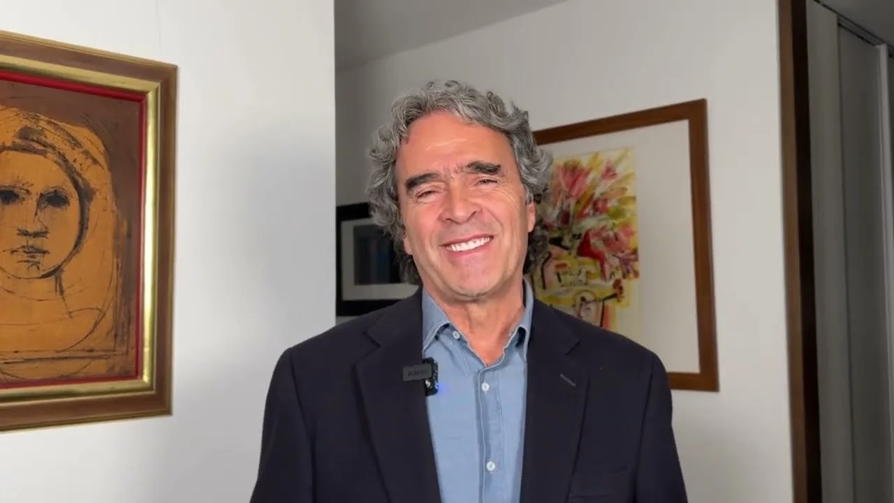 Sergio Fajardo llama a crear una nueva mayoría que derrote los extremos en 2026